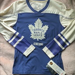 Toronto Maple Leafs Shirt NWT